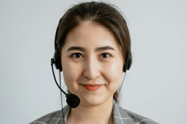 customer service support hotline